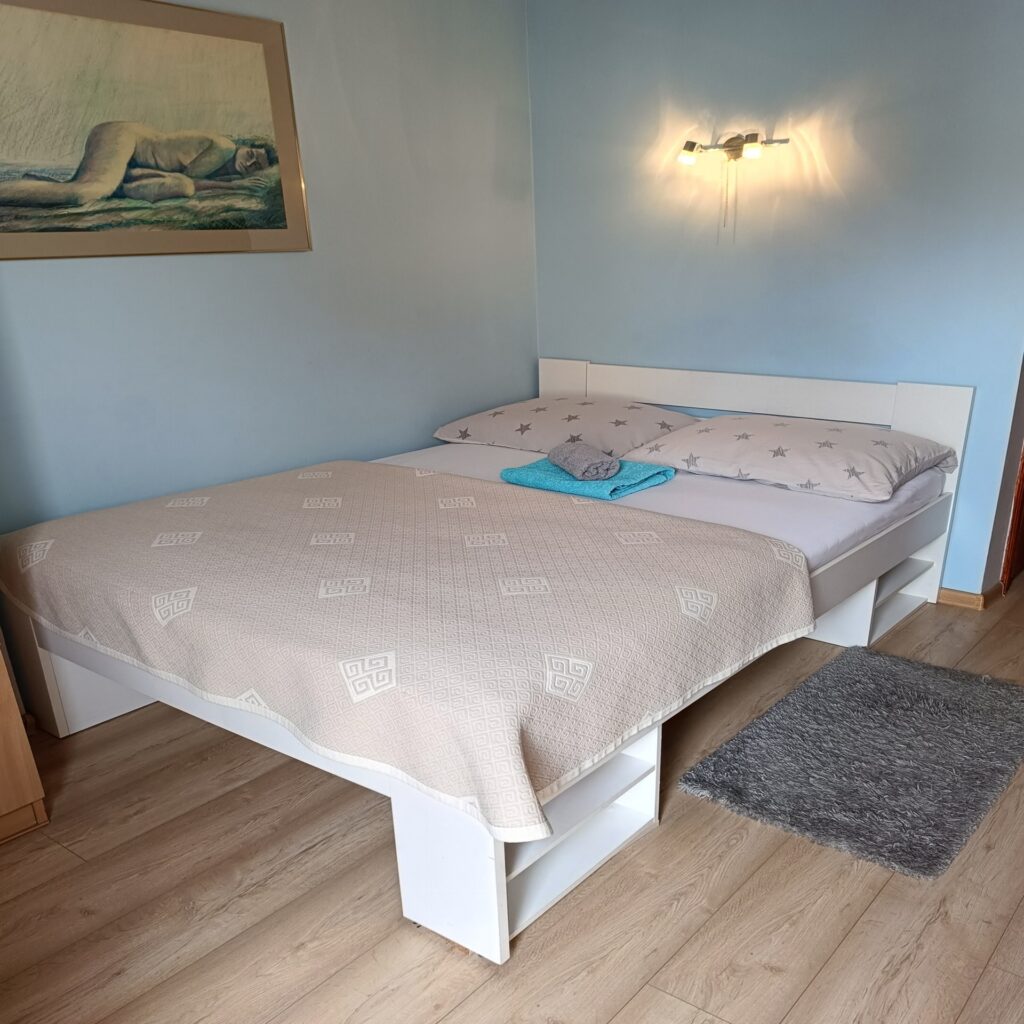 Kwatery w centrum Ustki w Pensjonacie pod Jaskółką