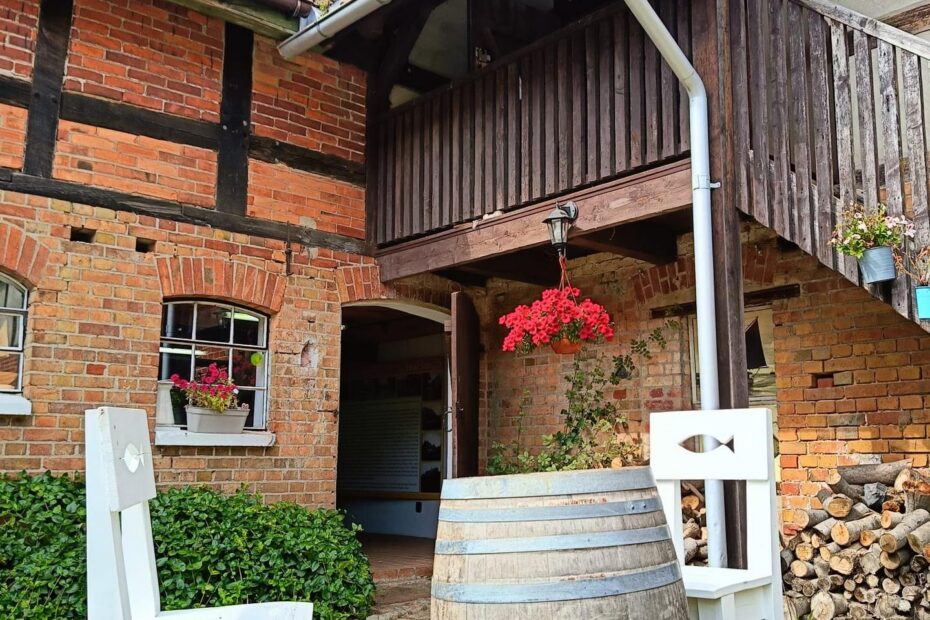 Zagroda Śledziowa - atrakcja turystyczna w Ustce.